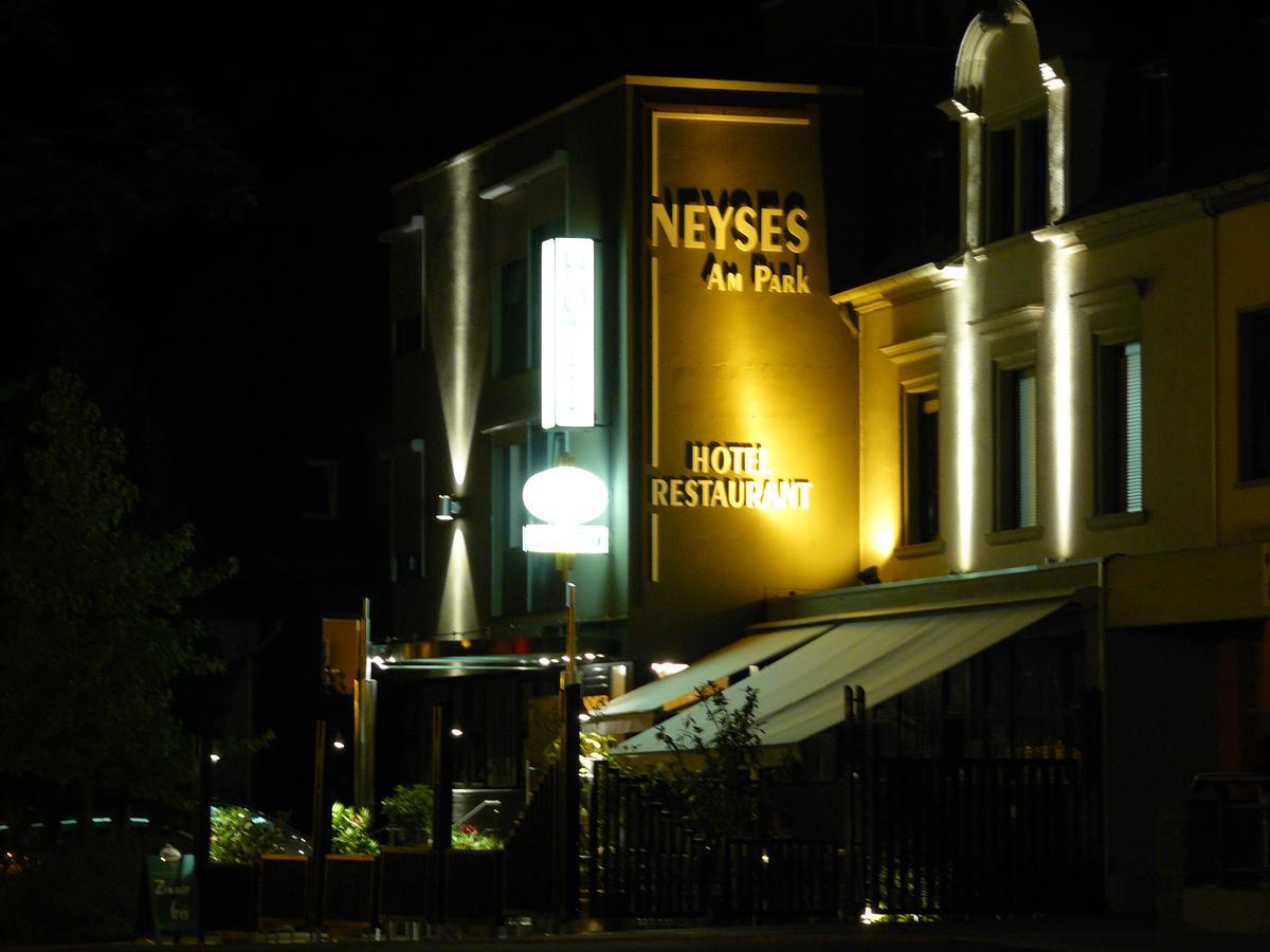 Hotel-Restaurant Neyses Am Park Kordel Esterno foto